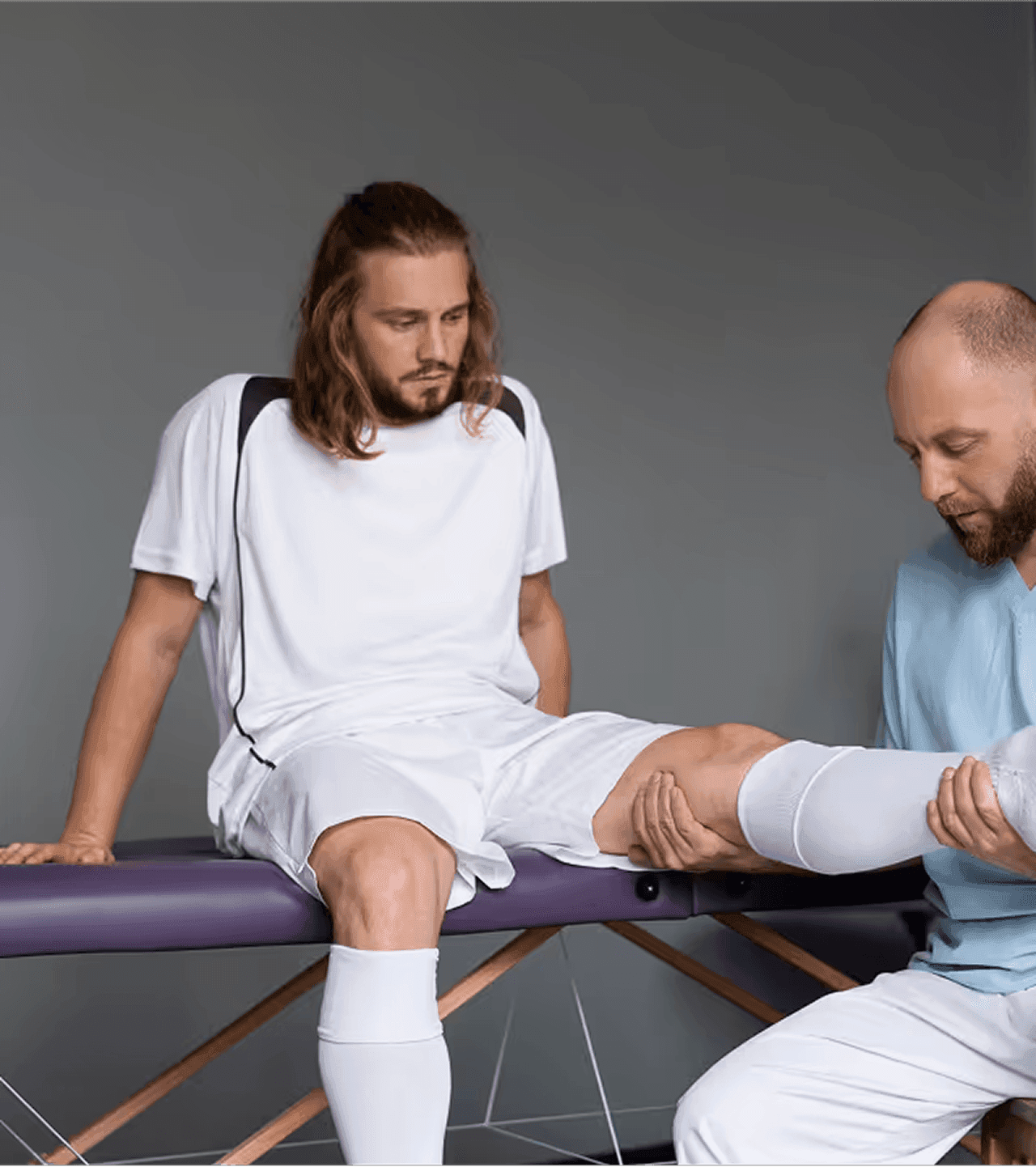 Close manual therapy work on a client in pain