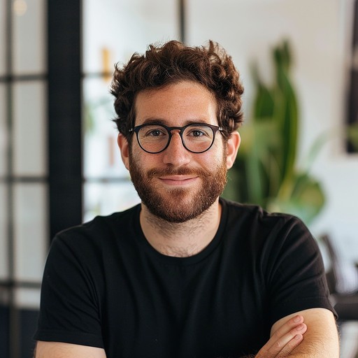 Marcus Vale, client