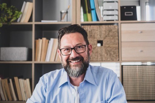 Eli Marsh, client